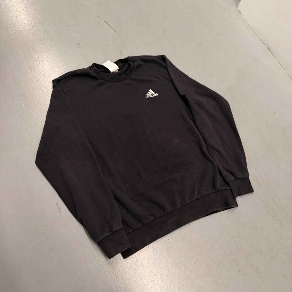 adidas crewneck sweatshirt